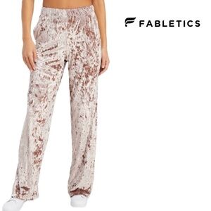❤️Fabletics Go-To Crushed Velour Wide Leg Pant